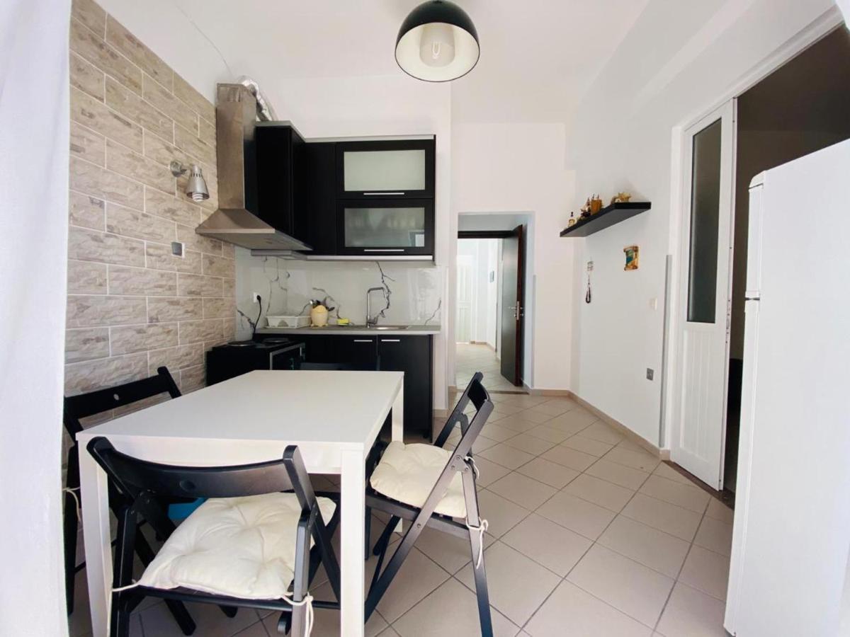 Hercules House Hotel Sarandë Eksteriør billede